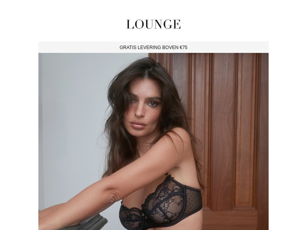 Lounge met Emily Ratajkowski