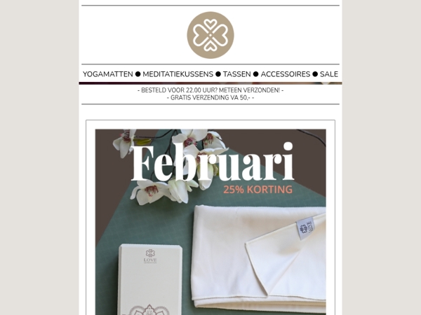 🌸 Where comfort meets vintage charm: nieuwe Yoga Bolsters! 🌸